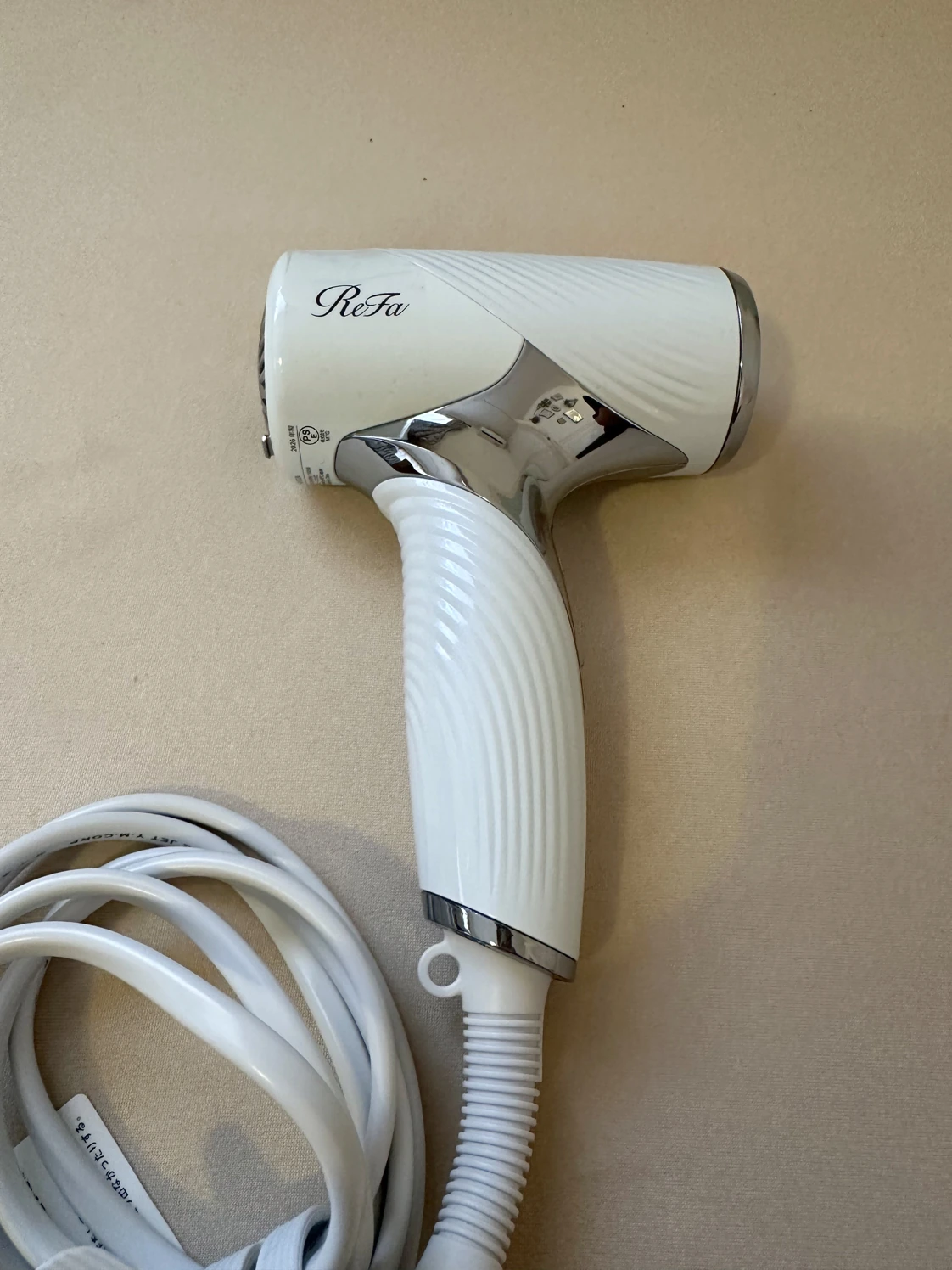 旅先でも、ヘアケアの時間を
